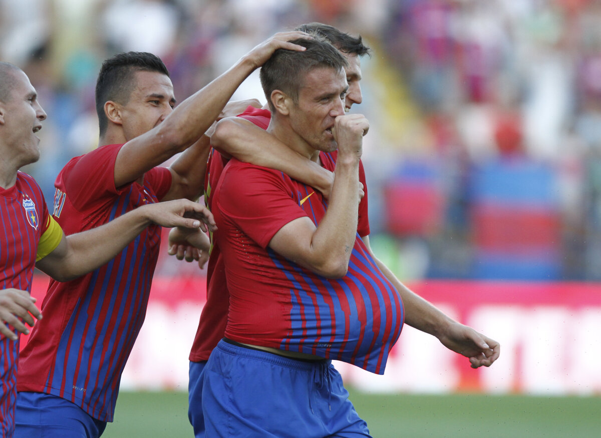 FOTO&VIDEO » Fortăreaţa Ghencea: Steaua a bătut iar Oţelul (2-1) într-un joc care a pornit furtunos, apoi s-a stins