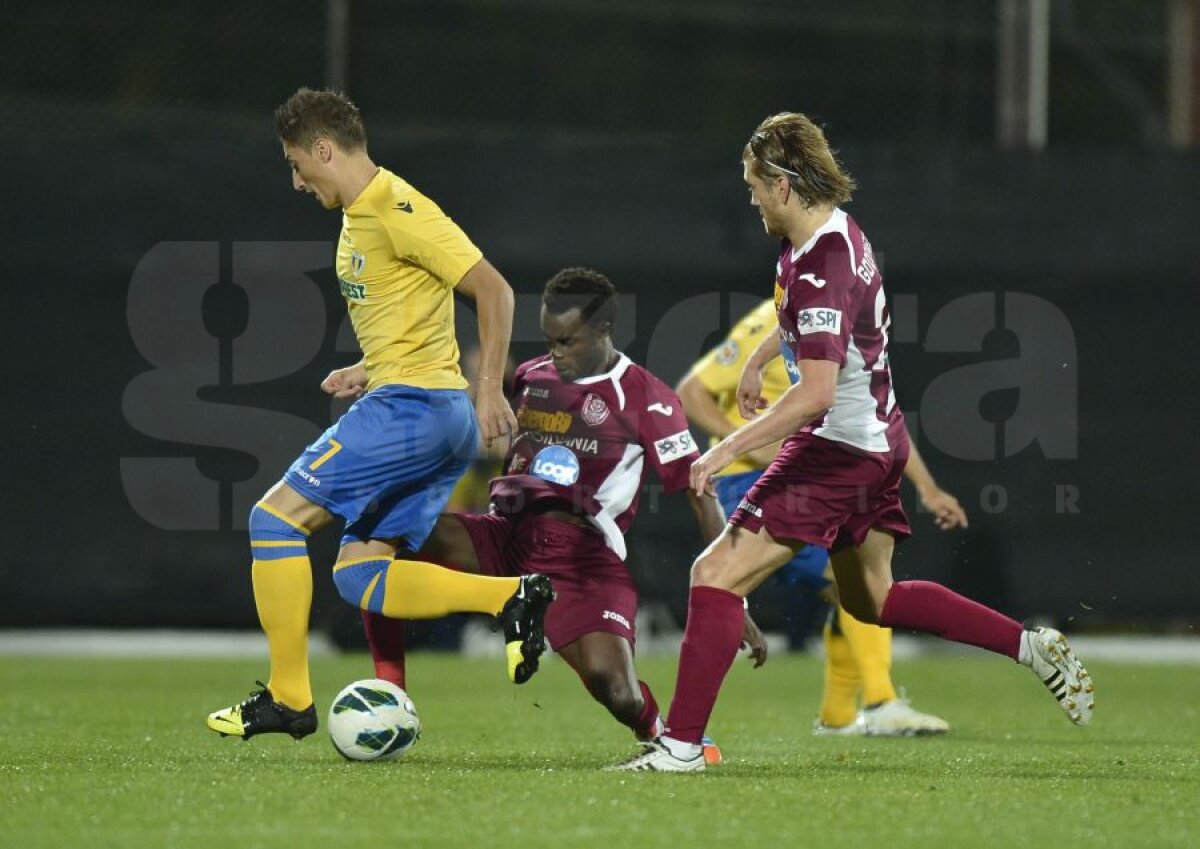 VIDEO&FOTO Egal dramatic în Gruia » CFR Cluj - Petrolul 2-2