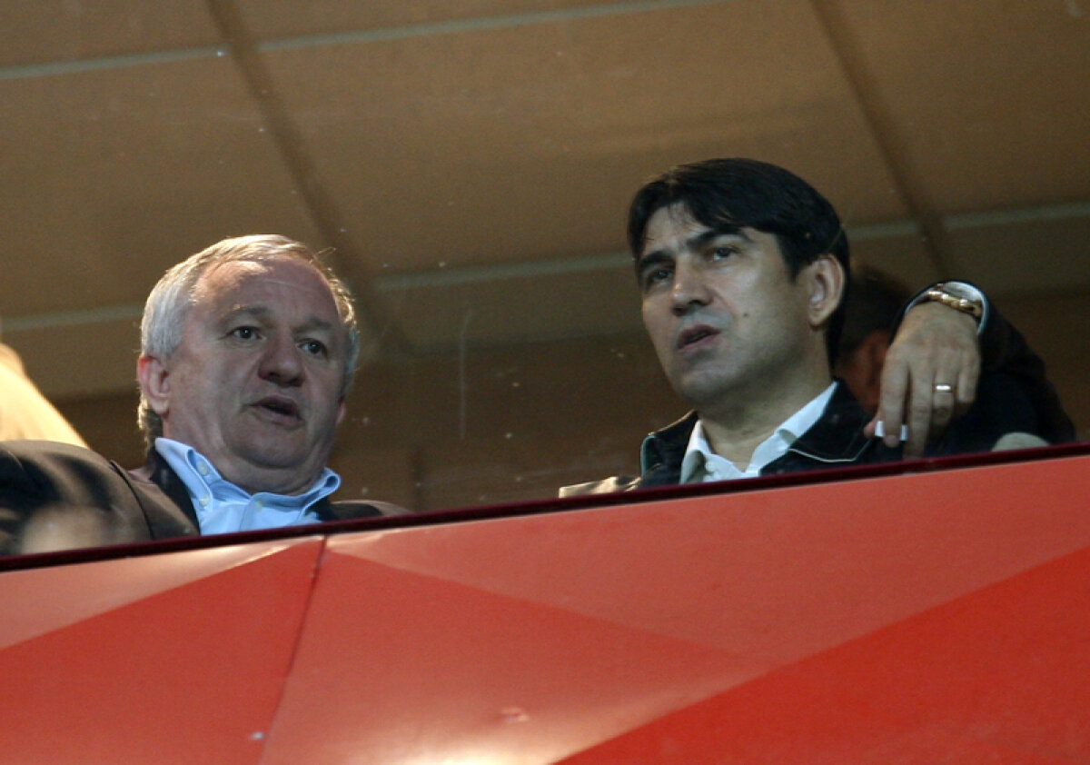 FRF îi răspunde lui Porumboiu: "Niciodată nu a fost vorba de 5 jucători, ci doar de 3" » Ai aici comunicatele FOTO