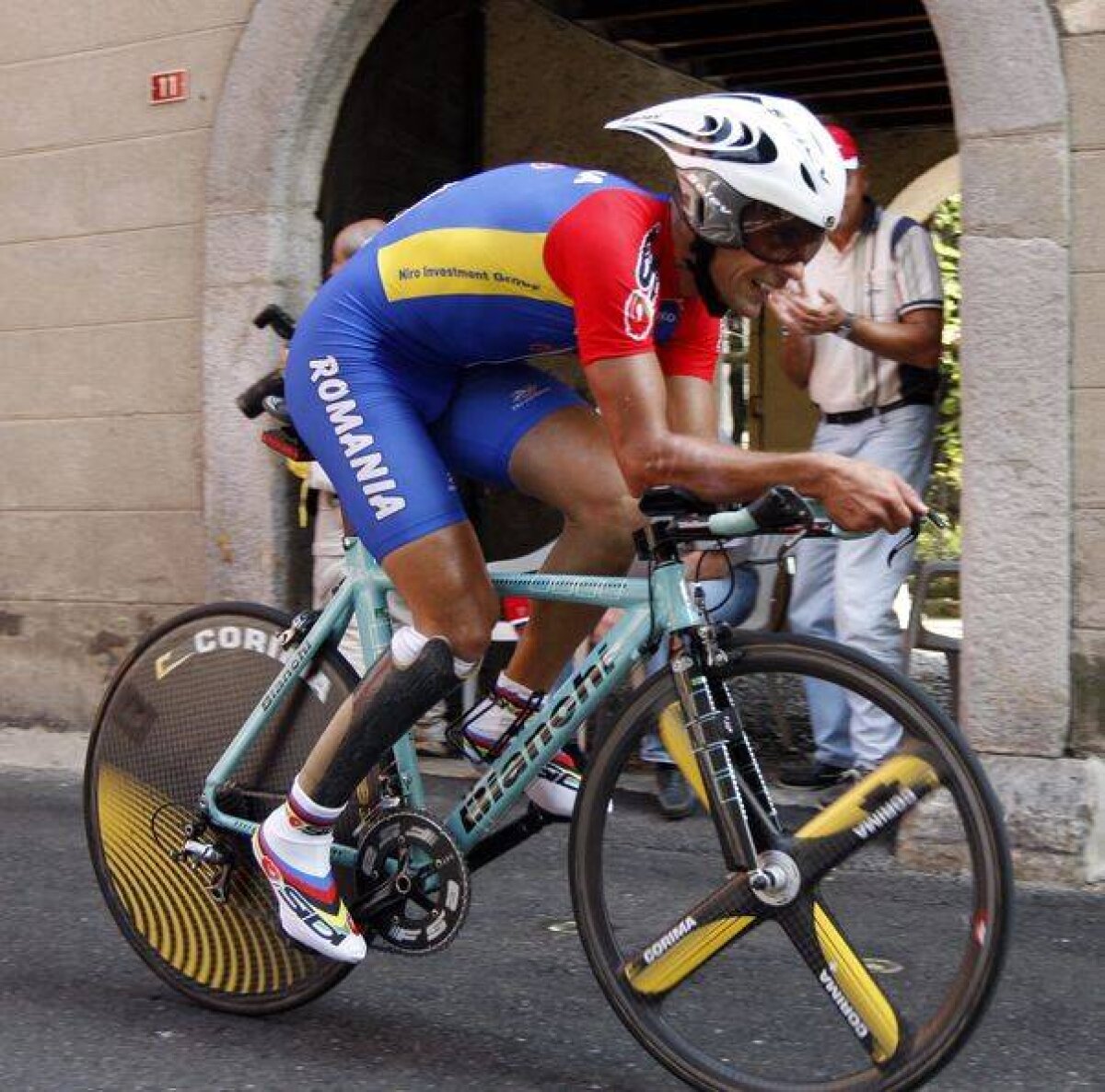 FOTO Încă o medalie! Carol-Eduard Novak a luat argintul la proba de contratimp pe şosea