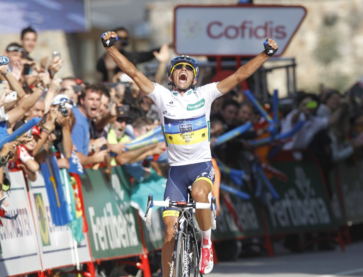 Inima ciclismului » Alberto Contador predă o lecţie de tactică în Turul Spaniei şi sărbătoreşte în lacrimi tricoul roşu