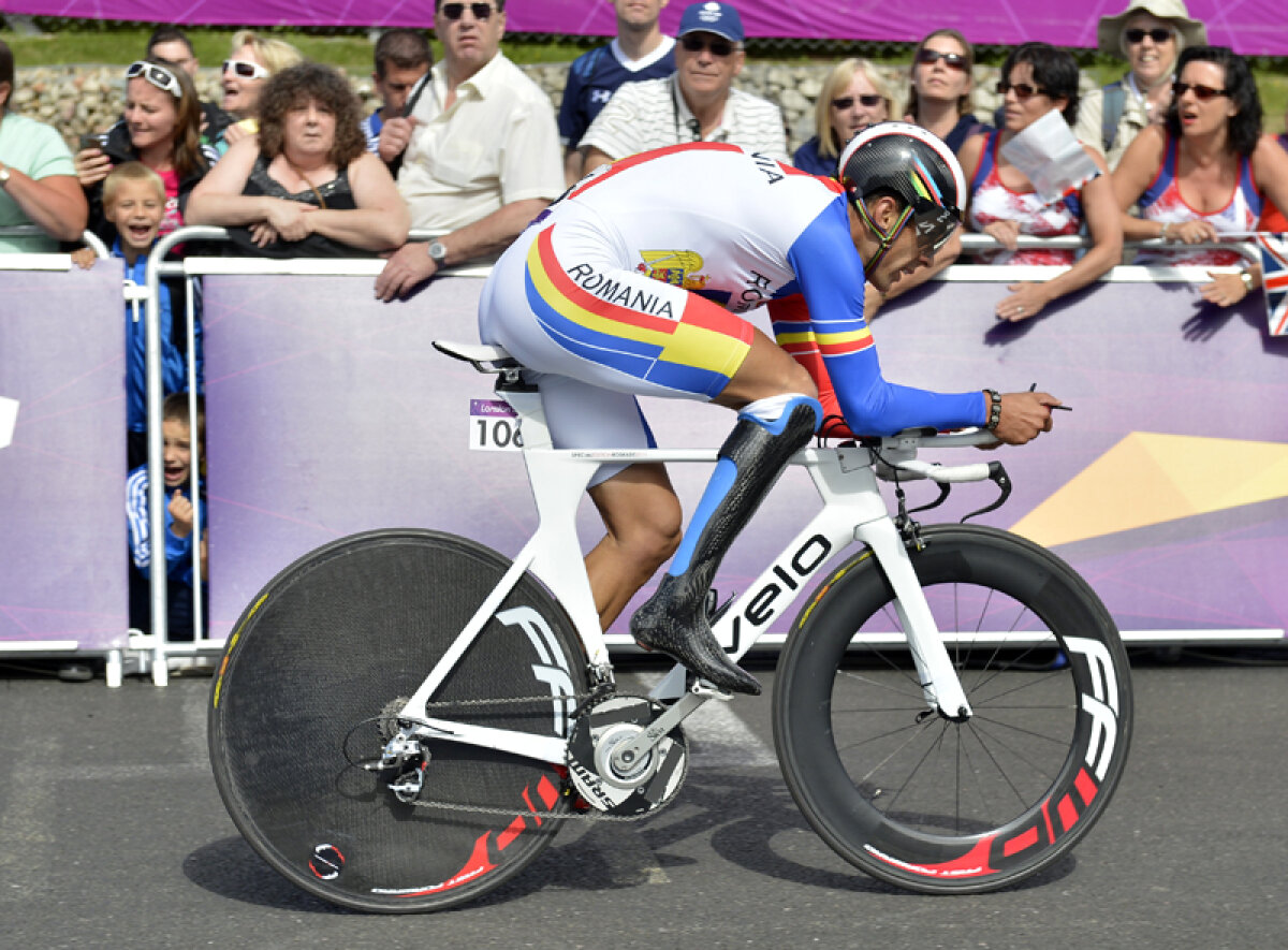 FOTO Eduard Novak îşi laudă adversarul în faţa căruia a pierdut aurul la Paralimpiadă: "El a fost mai bun!"