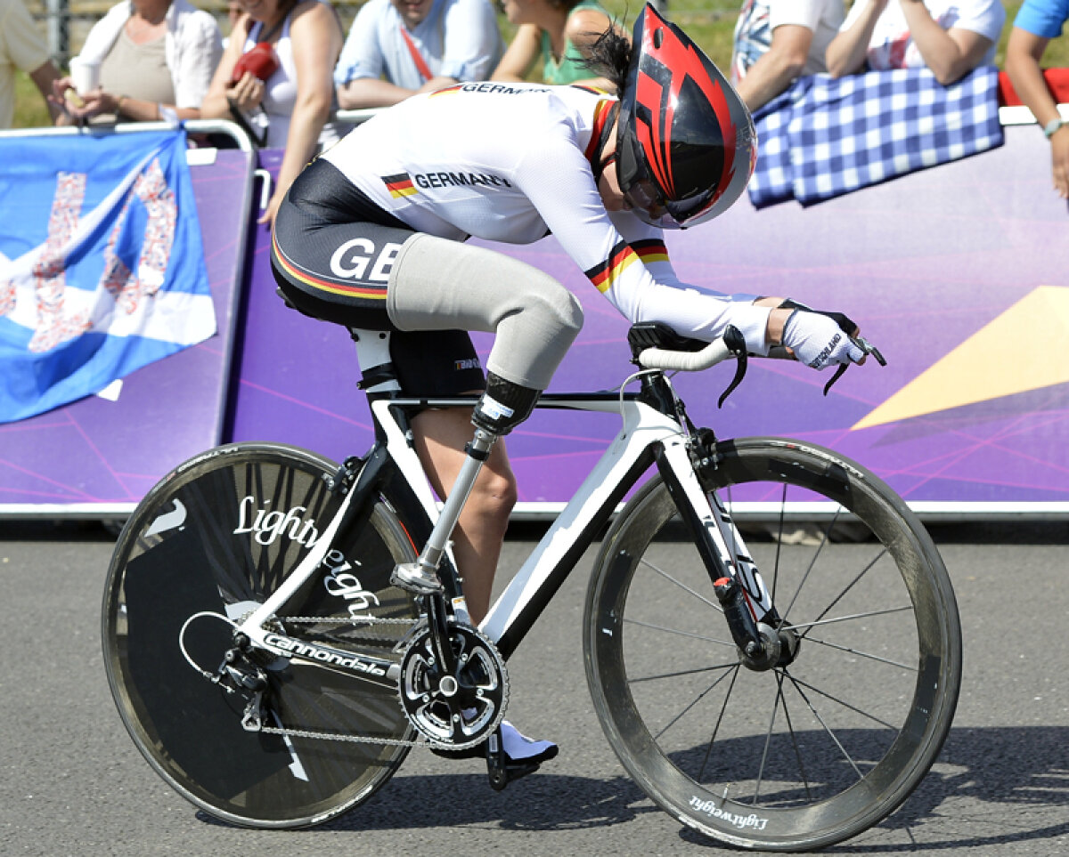 FOTO Eduard Novak îşi laudă adversarul în faţa căruia a pierdut aurul la Paralimpiadă: "El a fost mai bun!"