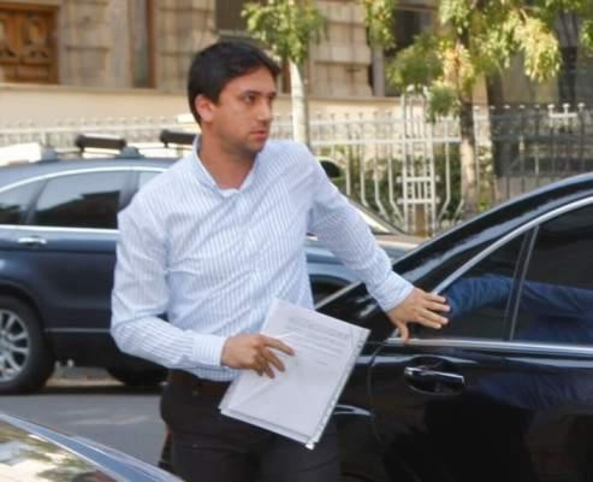 Avocatul lui Reghecampf îi avertizează pe şefii Concordiei: "Riscaţi să plătiţi daune fabuloase"