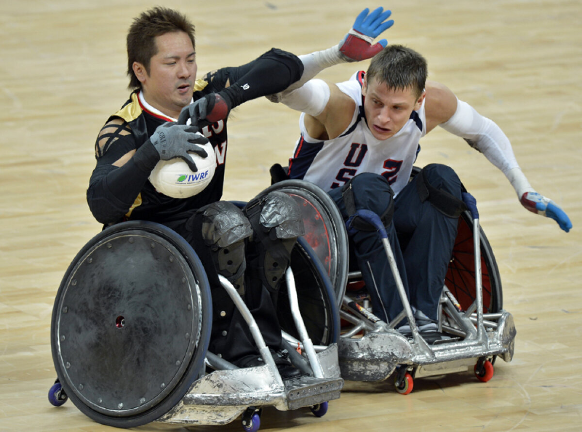 FOTO Adrenalină pură » Rugby-ul în scaun cu rotile, un sport care taie răsuflarea