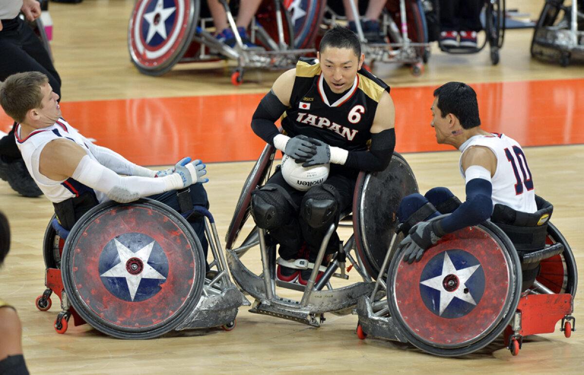 FOTO Adrenalină pură » Rugby-ul în scaun cu rotile, un sport care taie răsuflarea