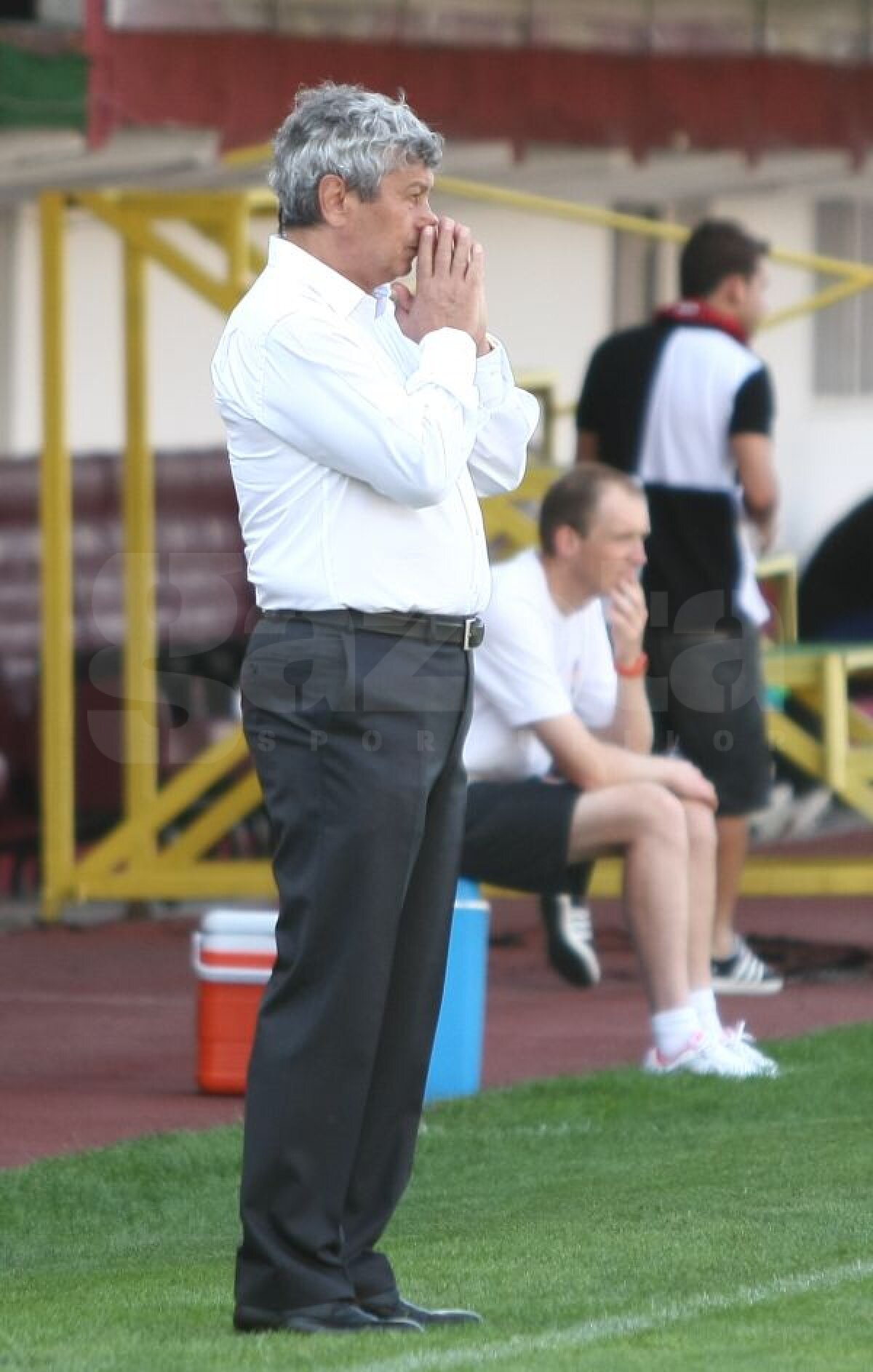 FOTO Şah la nea Mircea » Rapid remizează cu Şahtior în Giuleşti, scor 1-1