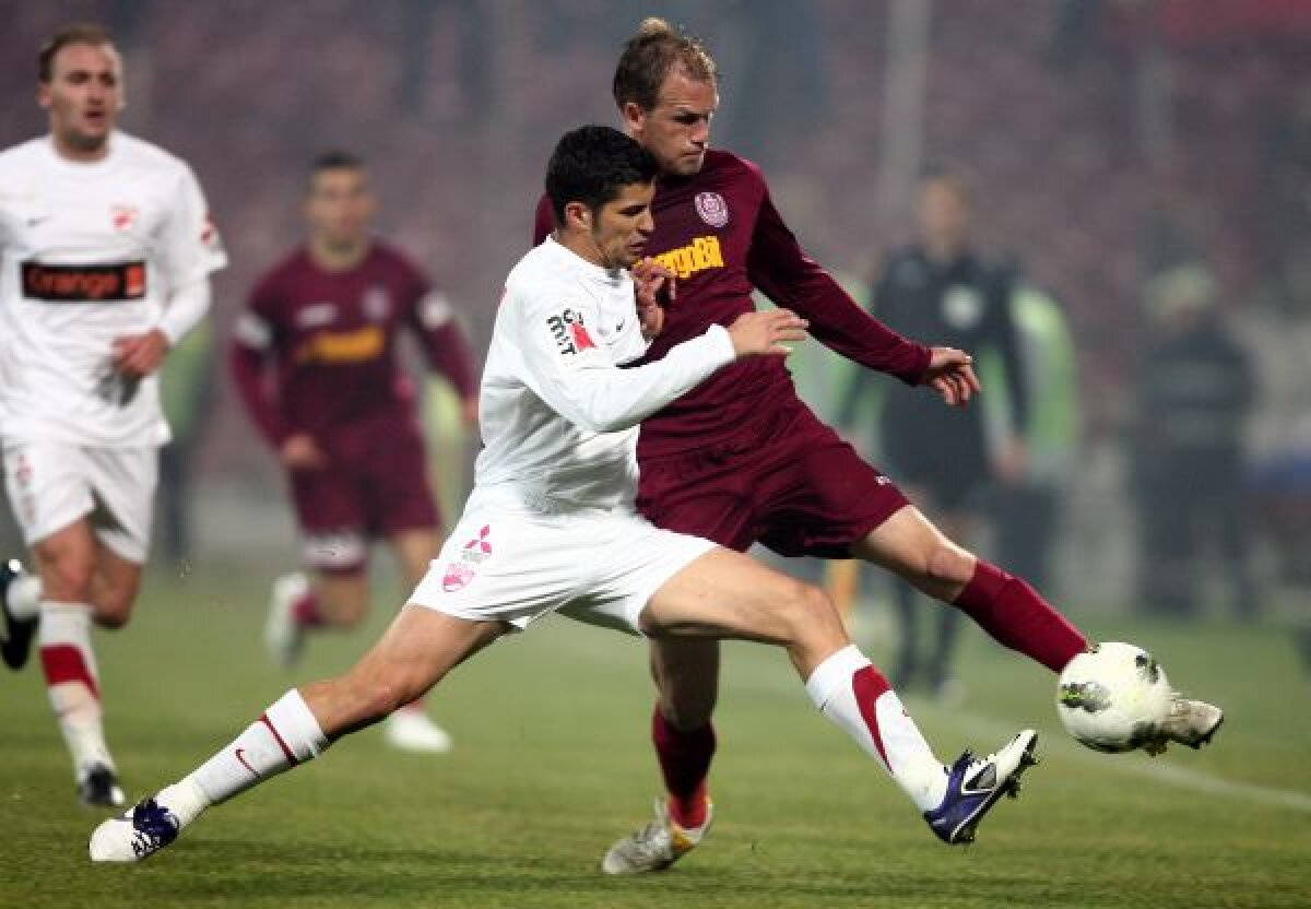 Injecţie cu lei » Dinamoviştii şi clujenii au primit o parte din restanţe înainte de derby