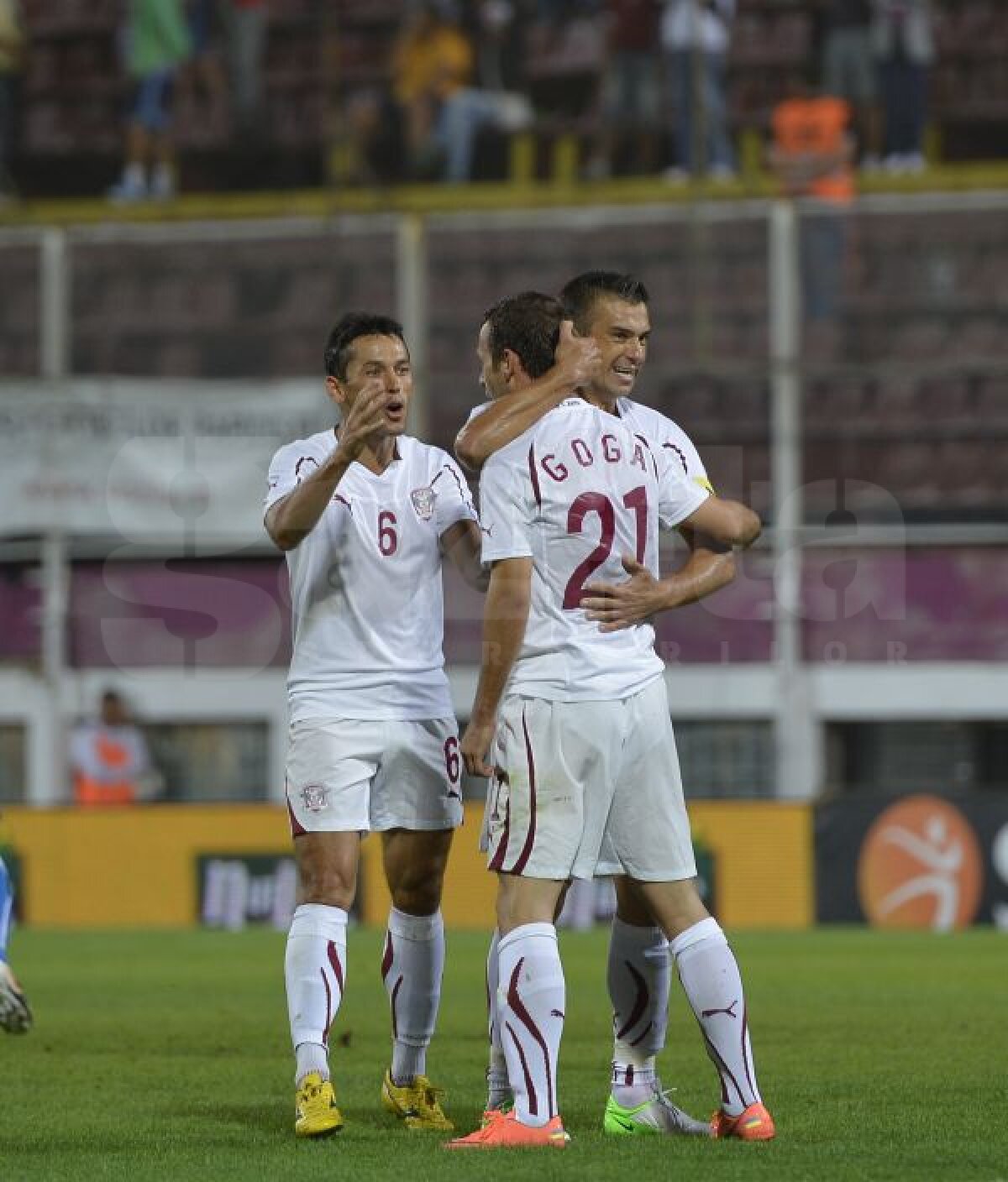 VIDEO Rapid cîştigă cu 3-1 în faţa Bistriţei şi urcă pe locul 6