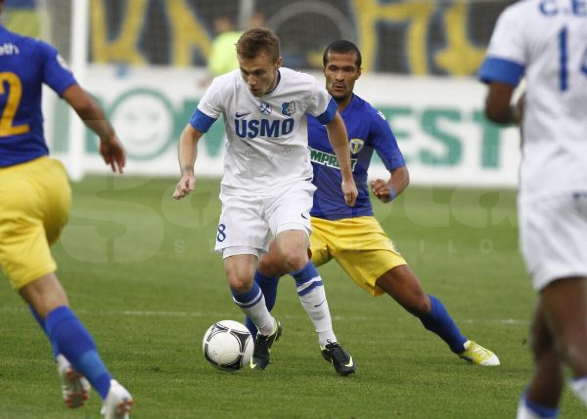 VIDEO + FOTO » Dansul lupilor! » Petrolul a umilit cu 4-0 liderul şi revine în lupta pentru Europa