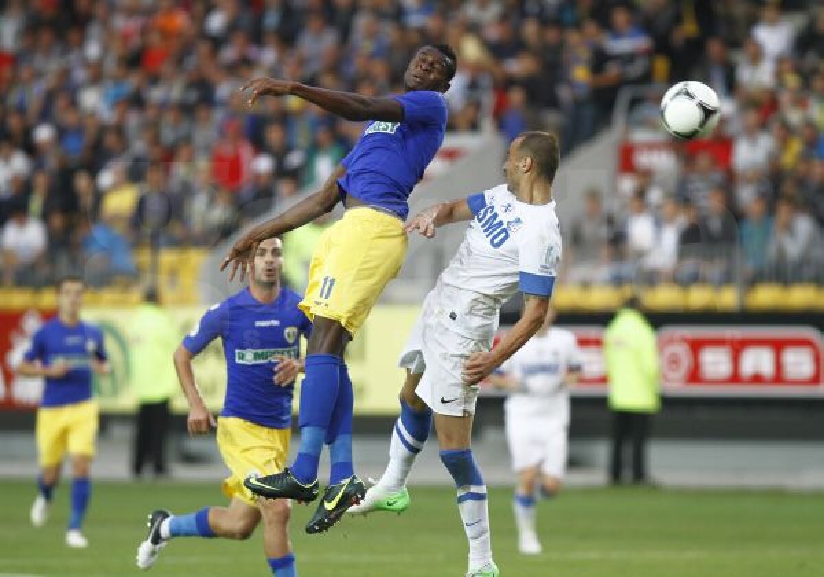 VIDEO + FOTO » Dansul lupilor! » Petrolul a umilit cu 4-0 liderul şi revine în lupta pentru Europa
