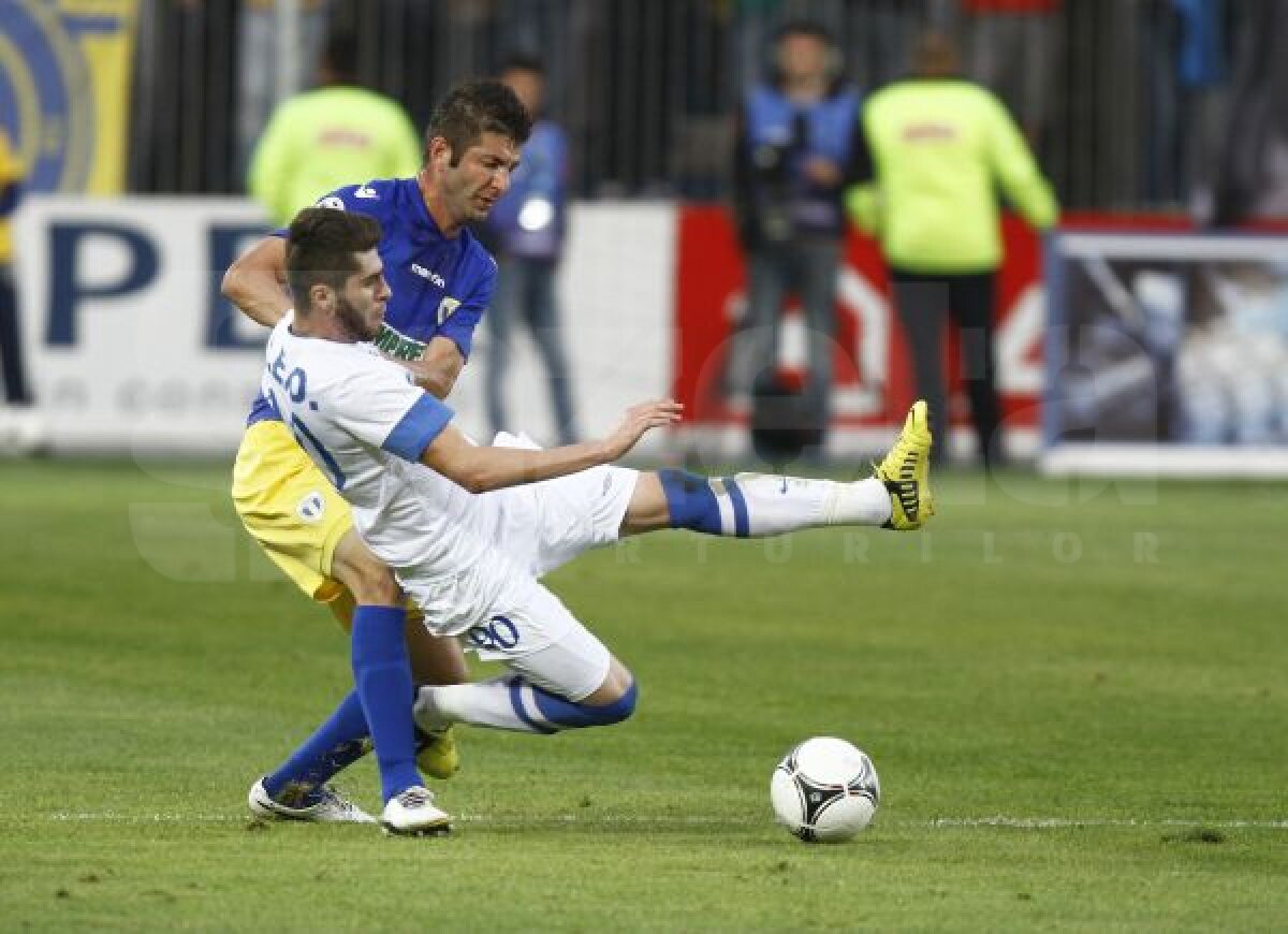VIDEO + FOTO » Dansul lupilor! » Petrolul a umilit cu 4-0 liderul şi revine în lupta pentru Europa