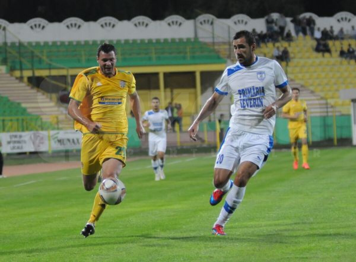 VIDEO + FOTO Salvatorul Ousmane » N'Doye aduce victoria cu Severin, 2-1, după un gol controversat în minutul 91!