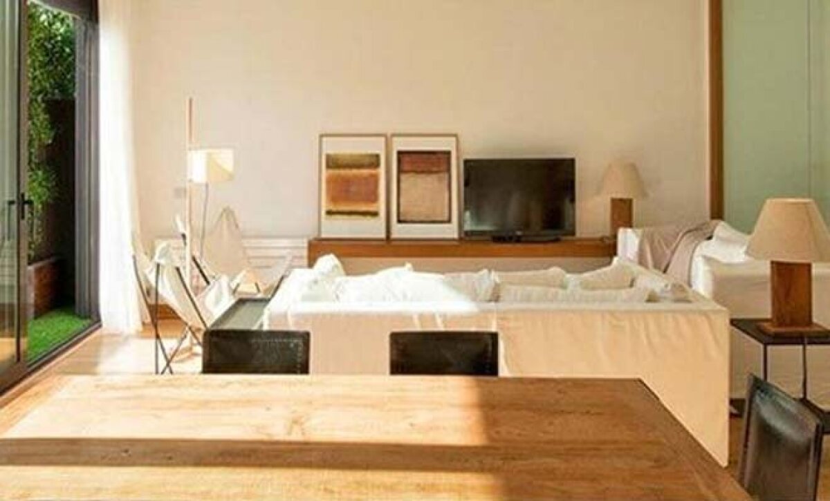 GALERIE FOTO Messi se pregăteşte să devină tătic » Vezi unde va sta împreună cu prietena sa