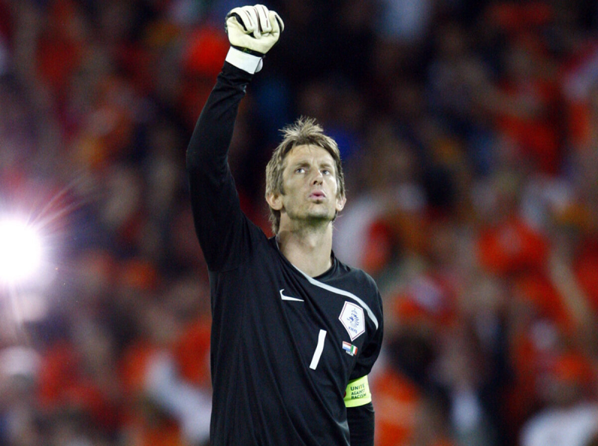 Maraton pentru oameni » Van der Sar va alerga într-o cursă în scop umanitar