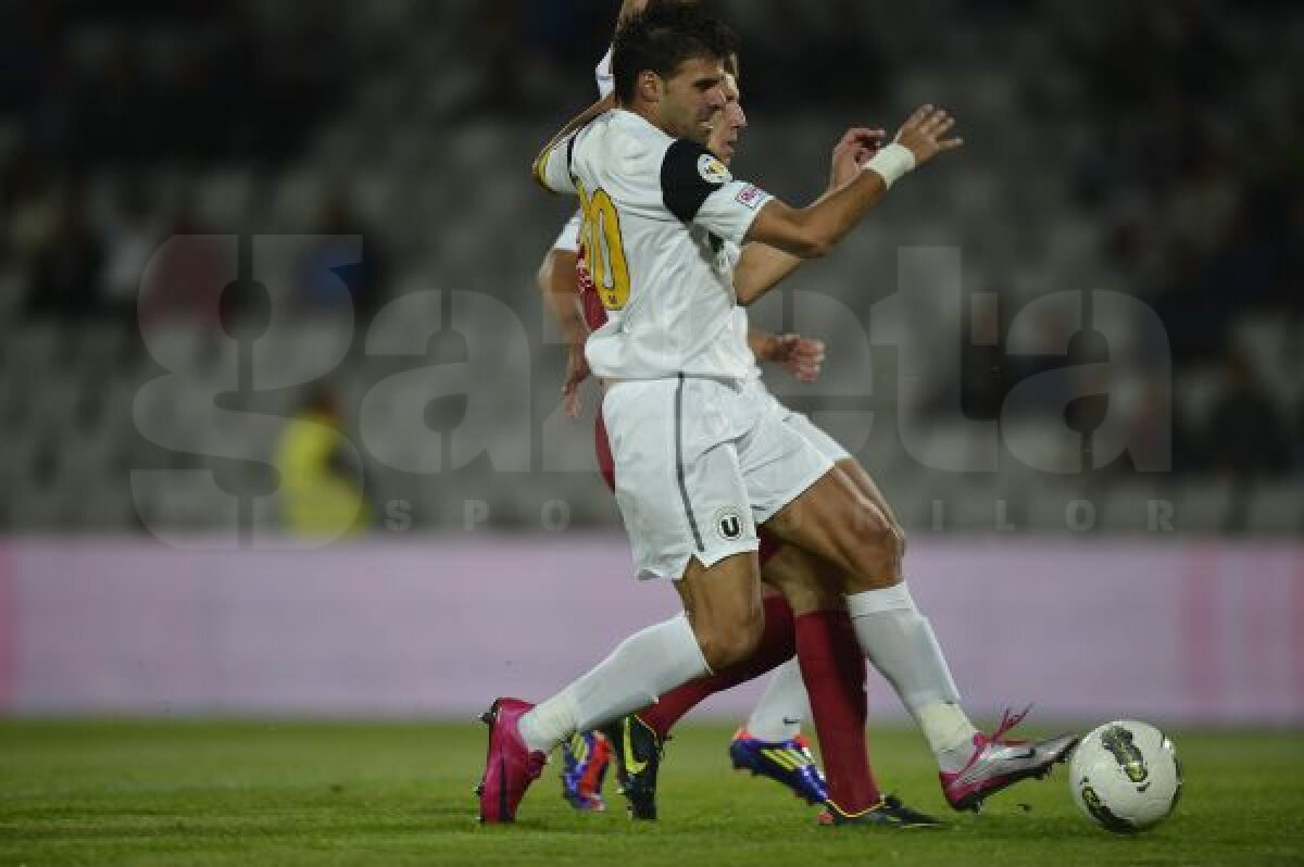 VIDEO+FOTO Dinamo se impune cu 2-1 la Cluj, într-un meci cu gafe de arbitraj la toate golurile