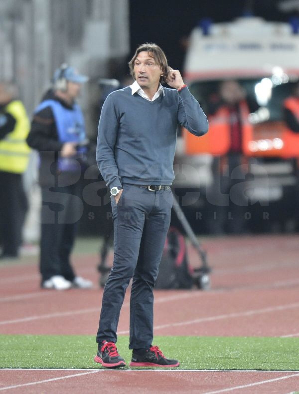 VIDEO+FOTO Dinamo se impune cu 2-1 la Cluj, într-un meci cu gafe de arbitraj la toate golurile