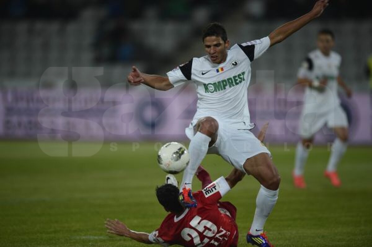 VIDEO+FOTO Dinamo se impune cu 2-1 la Cluj, într-un meci cu gafe de arbitraj la toate golurile