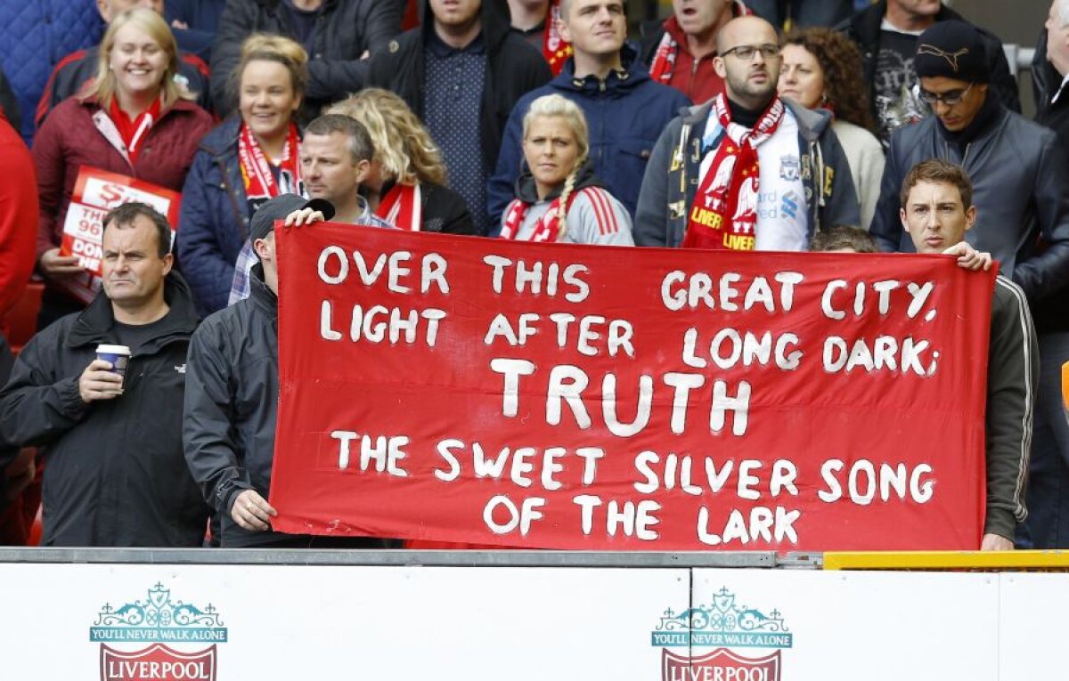 FOTO&VIDEO "The Truth" » Coregrafie impresionantă pe Anfield în memoria victimelor de pe "Hillsborough"! Liverpool - Manchester United 1-2