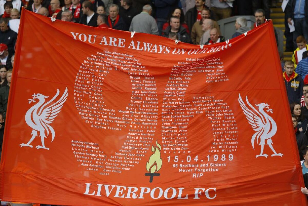 FOTO&VIDEO "The Truth" » Coregrafie impresionantă pe Anfield în memoria victimelor de pe "Hillsborough"! Liverpool - Manchester United 1-2