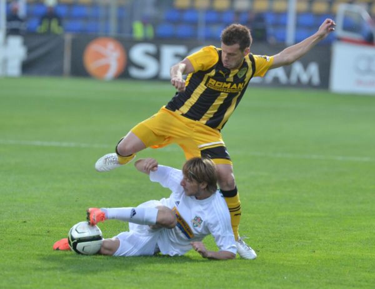 VIDEO 3 puncte ca Popa! » Braşovul a defilat în faţa Vasluiului, impunîndu-se cu 2-1