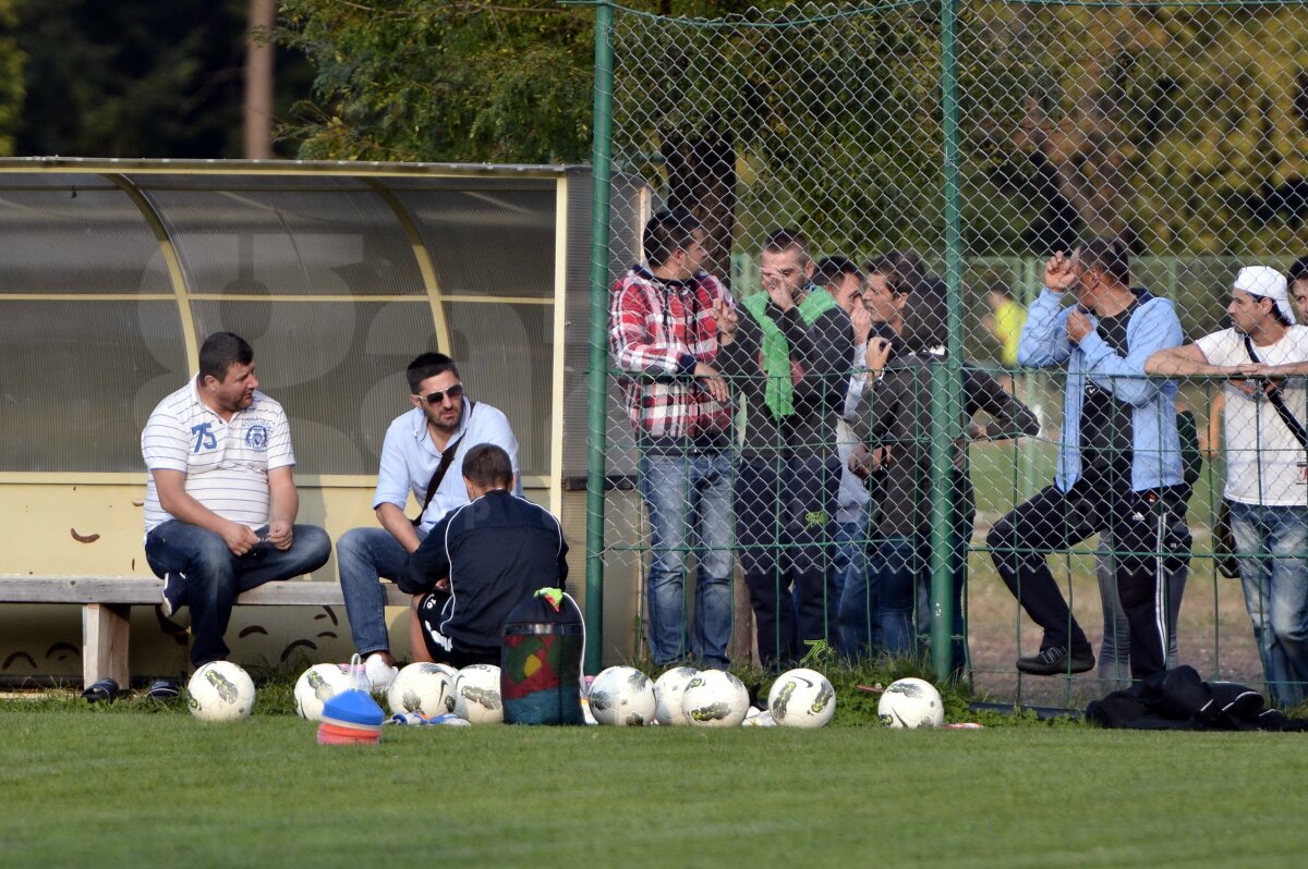 Claudiu Niculescu pentru GSP.RO: "E o zi tristă, mă retrag din cariera de fotbalist" » Cîţi bani are de luat de la U Cluj