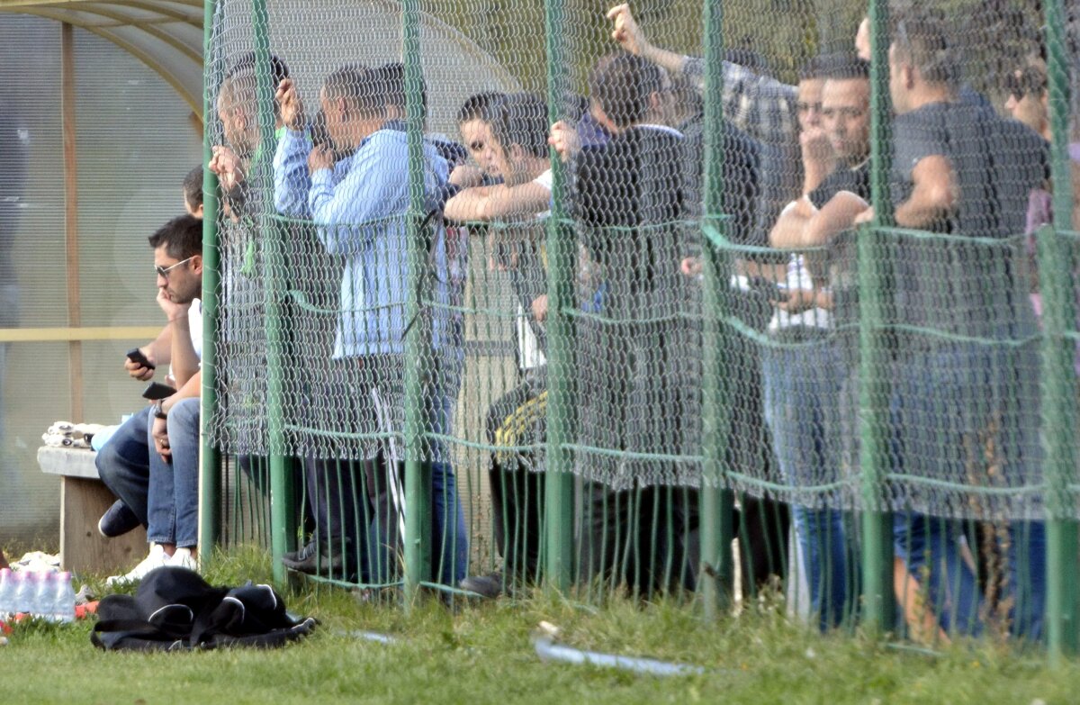 Claudiu Niculescu pentru GSP.RO: "E o zi tristă, mă retrag din cariera de fotbalist" » Cîţi bani are de luat de la U Cluj