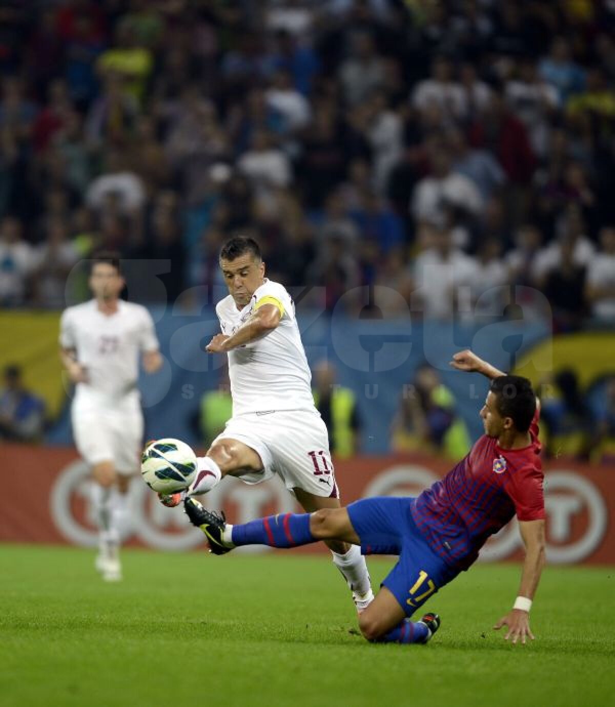 VIDEO+FOTO Lovitura "Gladiatorului" » Bourceanu aduce Stelei prima victorie acasă în faţa Rapidului după 10 ani