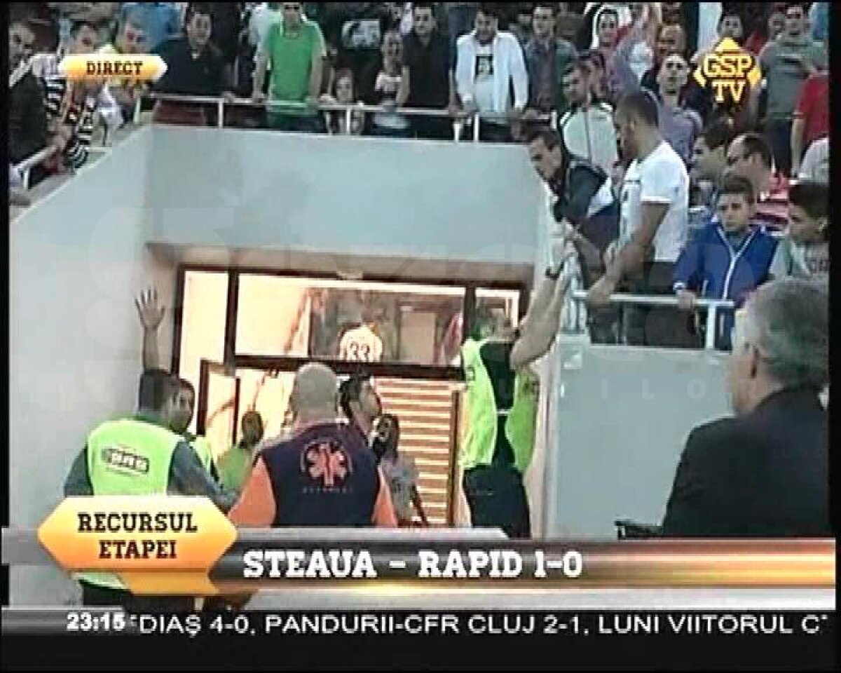 IMAGINI ŞOCANTE Herea lovit de un suporter pe Naţional Arena!