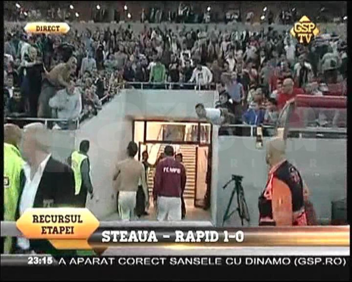 IMAGINI ŞOCANTE Herea lovit de un suporter pe Naţional Arena!