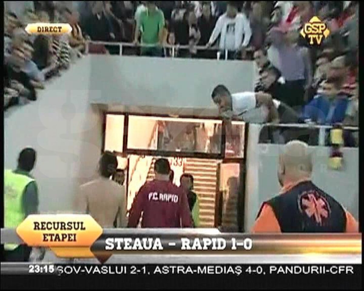 IMAGINI ŞOCANTE Herea lovit de un suporter pe Naţional Arena!