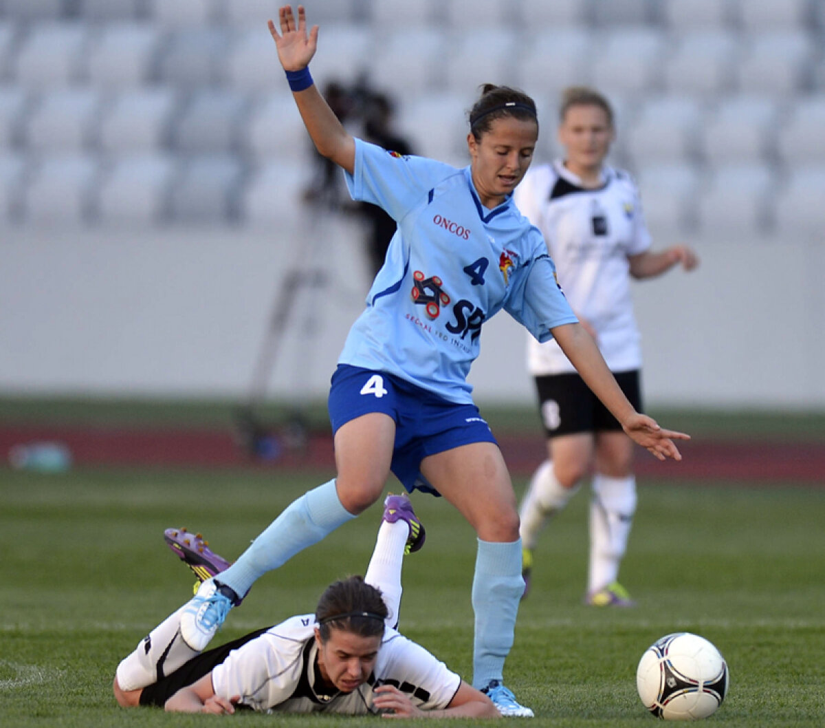 FOTO Remiză în Liga fetelor » Olimpia Cluj speră la calificarea în "optimile" Ligii Campionilor după 1-1 cu Neulengbach