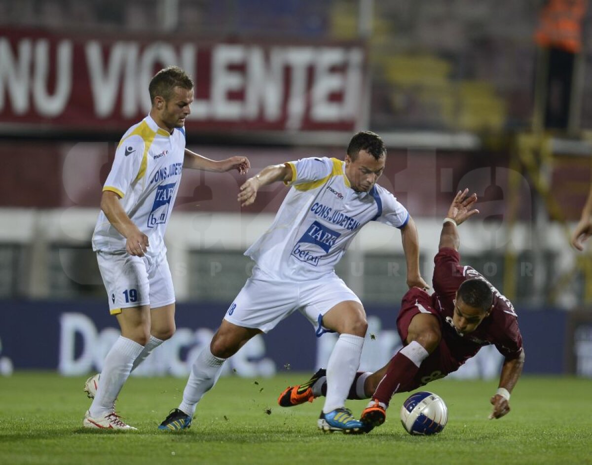 FOTO Victoria debutanţilor » Ioniţă şi Renan s-au distrat în Rapid - Olimpia 6-0