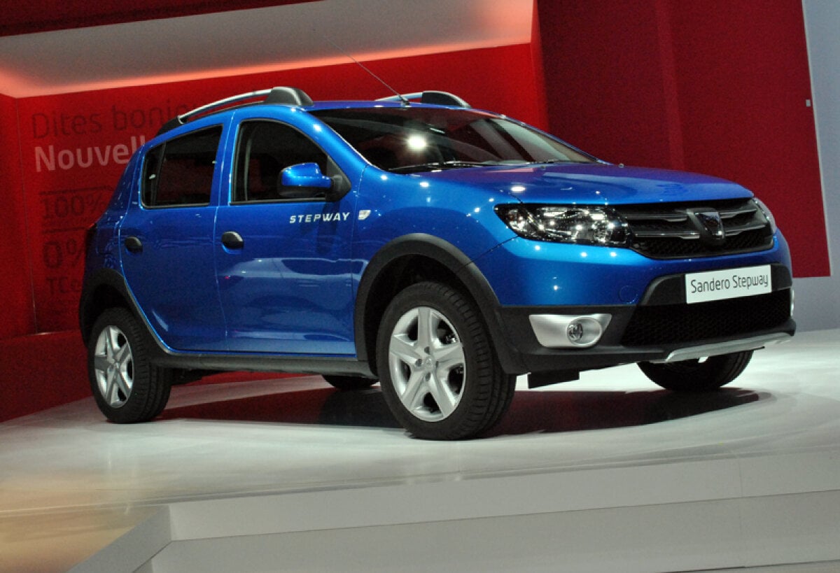 Ameninţarea vine din Mioveni » La Salonul Auto de la Paris, Dacia a venit cu noile modele Logan, Sandero şi Sandero Stepway