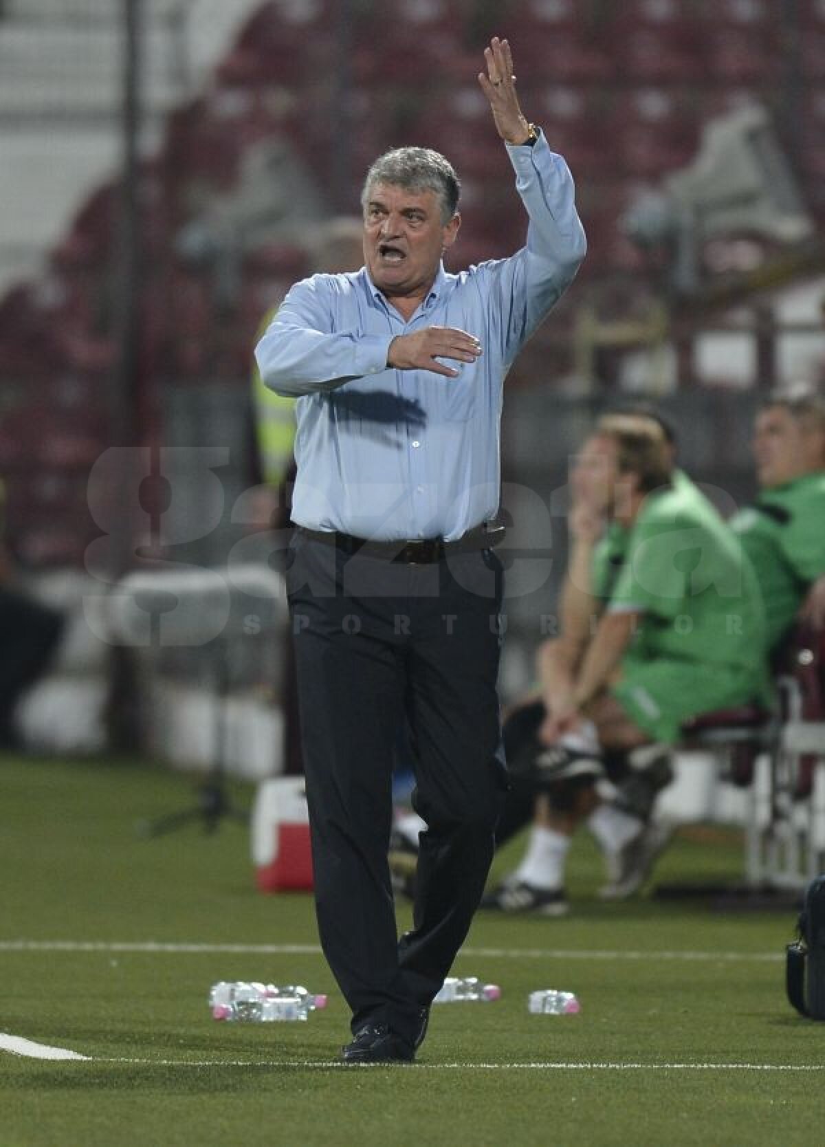 VIDEO+FOTO Pregătiţi de Manchester » CFR a învins Bistriţa cu 5-1 şi aşteaptă duelul cu United