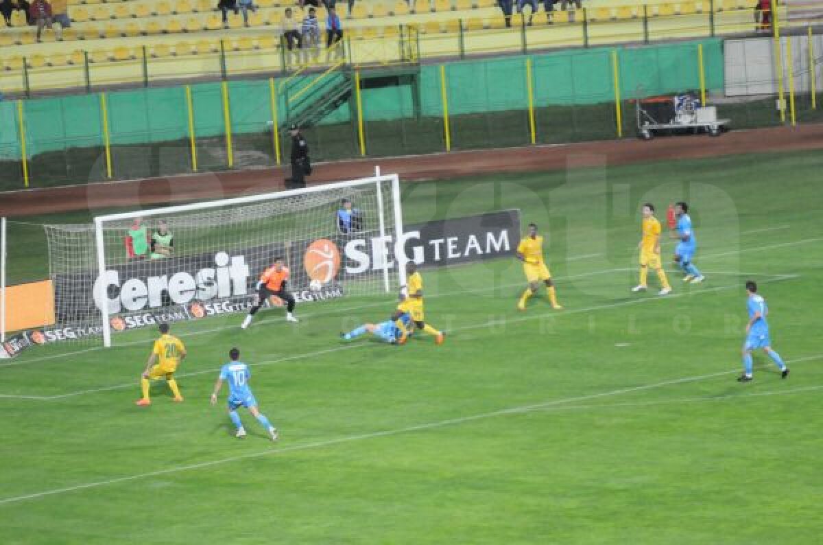 VIDEO Trei săgeţi » Marius Niculae s-a dezlănţuit cu un hattrick împotriva Chiajnei