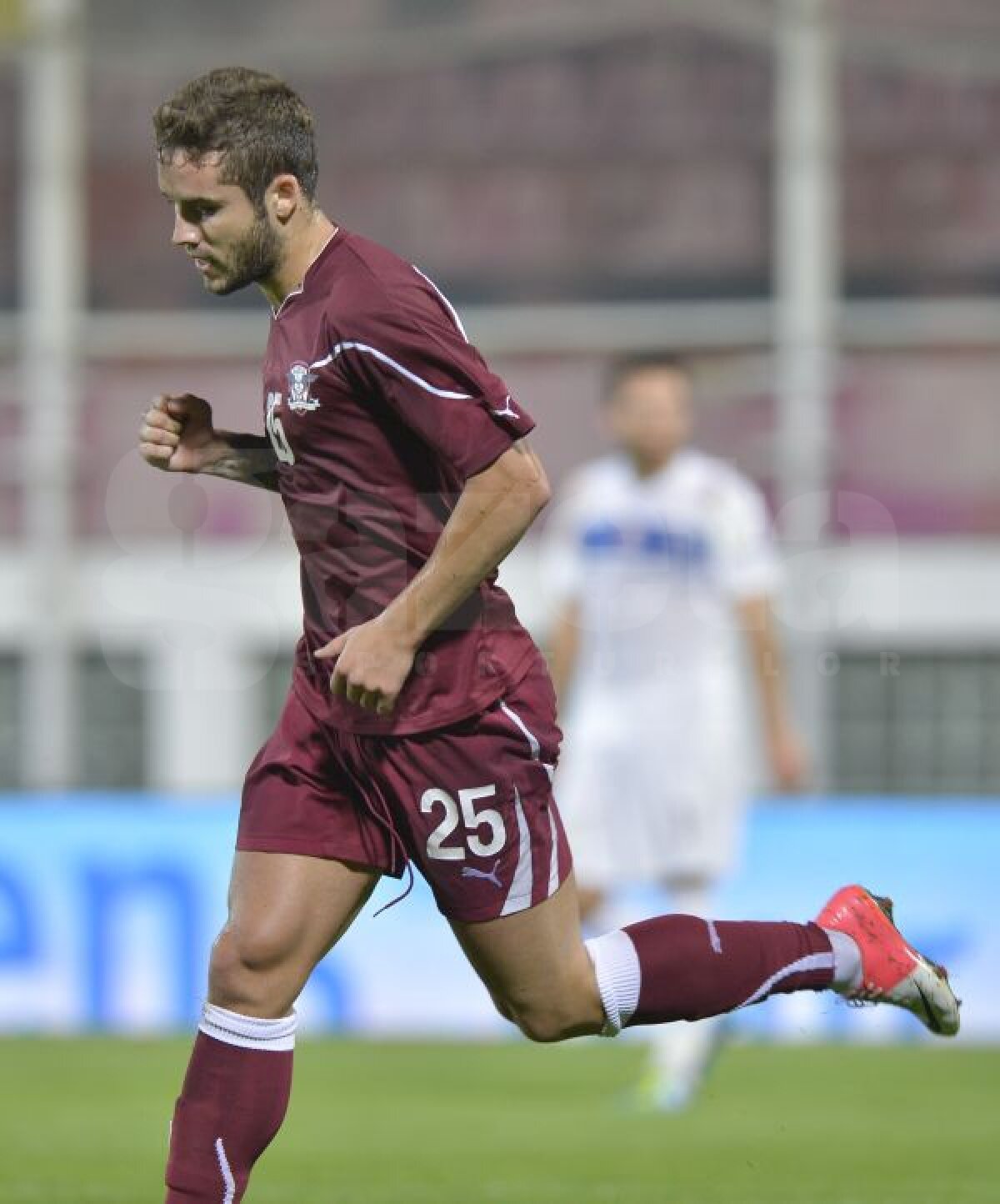 VIDEO Grigore îl salvează pe Sabău » Rapid se impune pe final cu 2-1 în faţa Viitorului