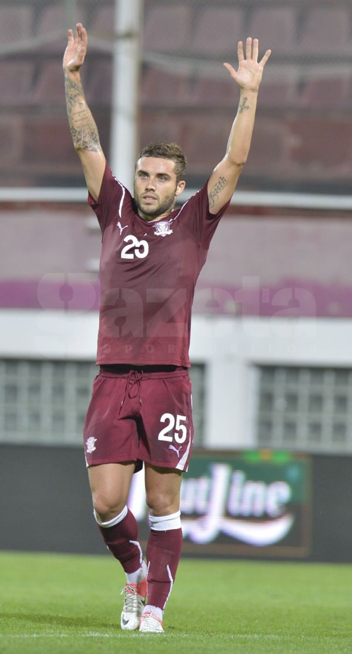 VIDEO Grigore îl salvează pe Sabău » Rapid se impune pe final cu 2-1 în faţa Viitorului