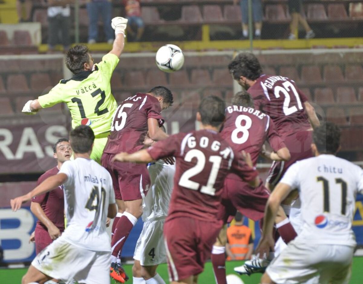 VIDEO Gafă uriaşă a fostului giuleştean din poarta Viitorului, care a pierdut la Rapid, 1-2 » Noroc cu Vîtcă