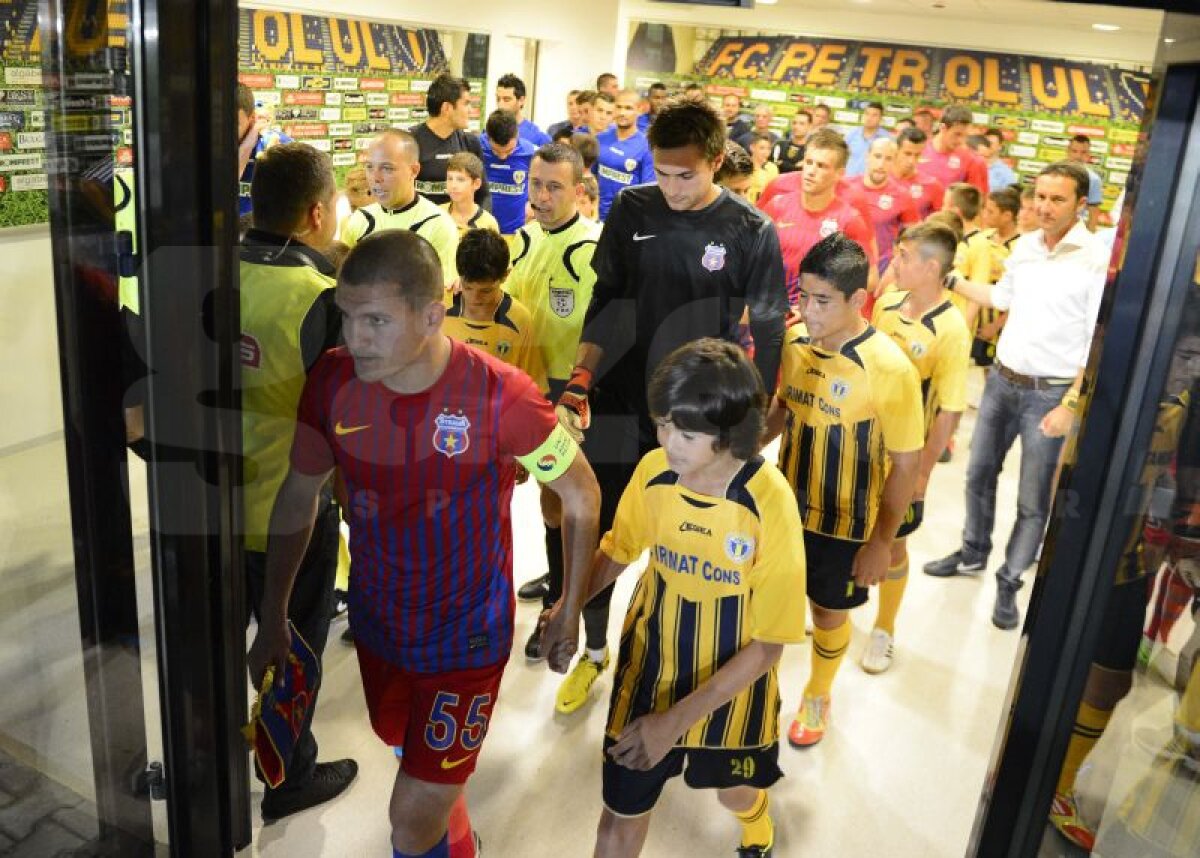 GALERIE FOTO Furia galbenă împotriva Capitalei » Atmosferă superbă pe "Ilie Oană" la Petrolul - Steaua