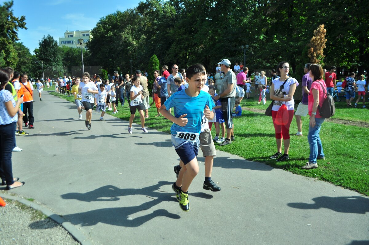 GALERIE FOTO TriKids Challenge a adunat peste 1.000 de oameni în Parcul Herăstrău