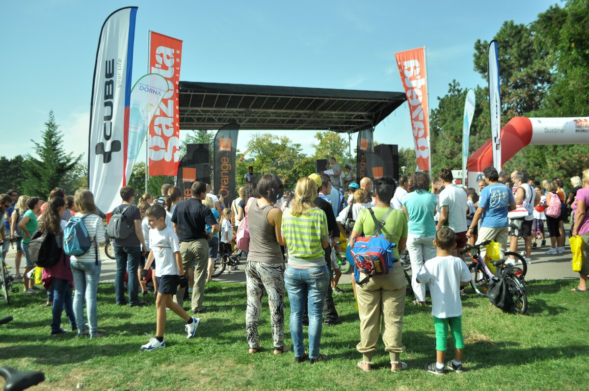 GALERIE FOTO TriKids Challenge a adunat peste 1.000 de oameni în Parcul Herăstrău