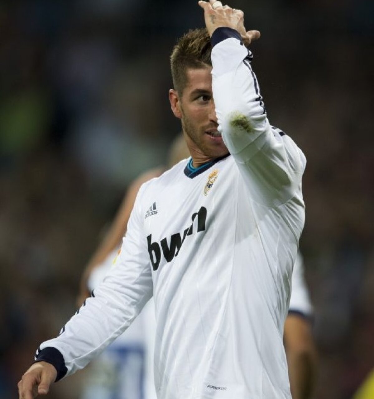 Sergio Ramos L-A SFIDAT pe Mourinho! Cum era să "dinamiteze" vestiarul Realului