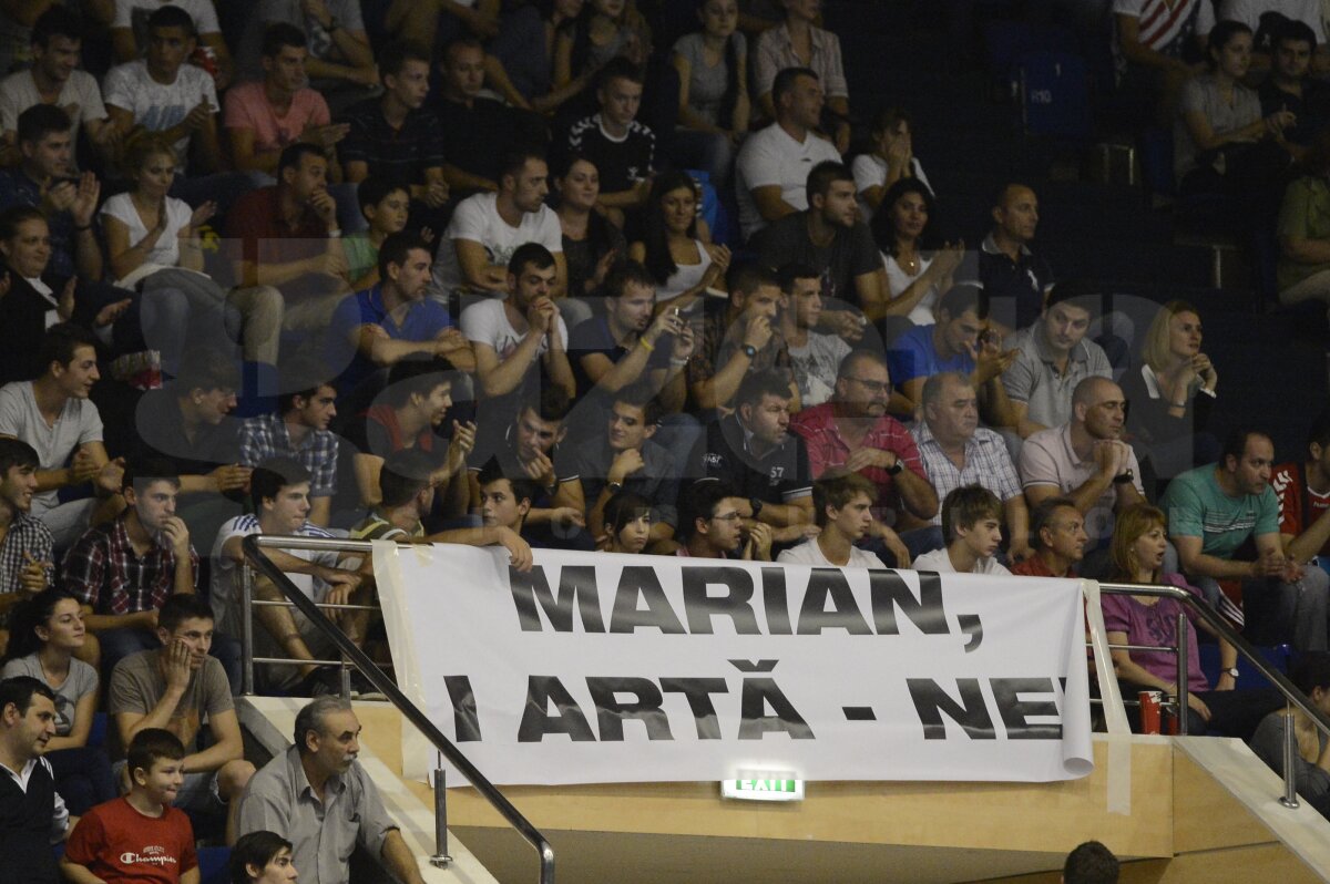 FOTO ŞI VIDEO HCM a pierdut şi meciul doi din Liga Campionilor cu MKB Veszprem (27-37) şi ocupă ultimul loc în grupă