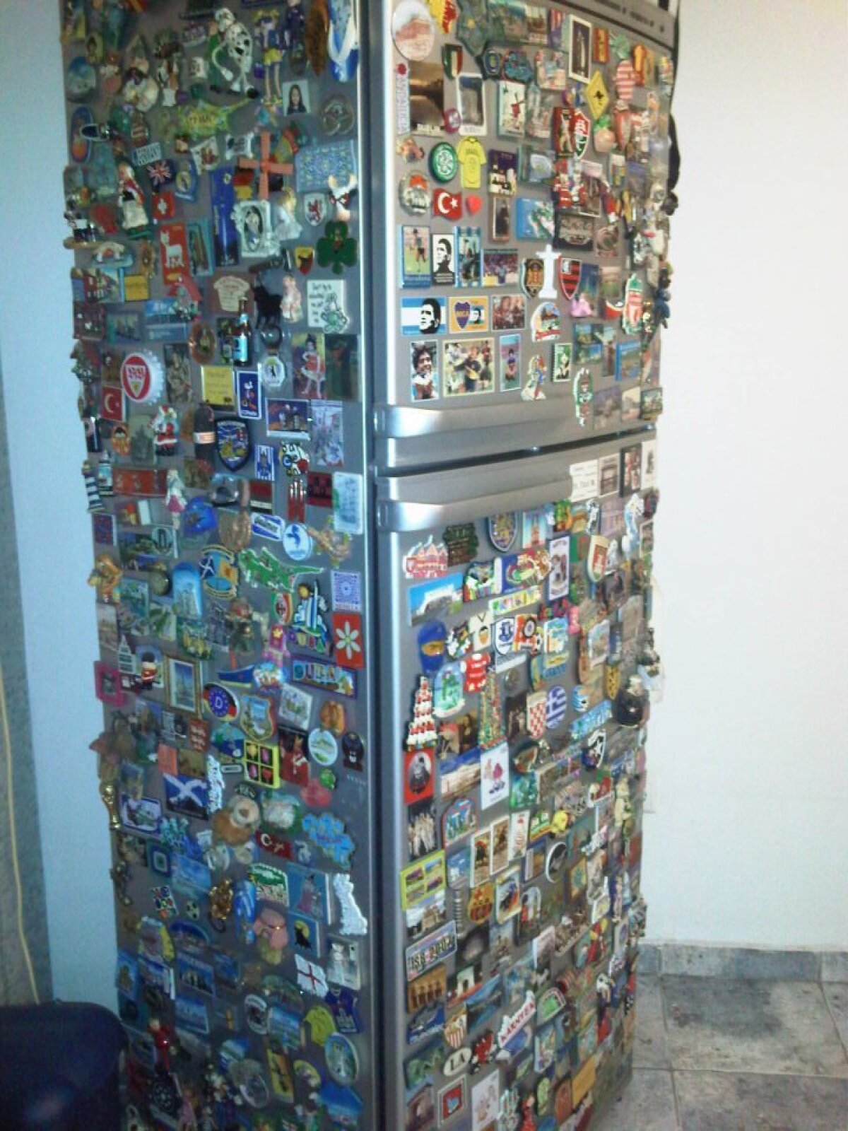 FOTO Managerul Stelei are şi alt hobby pe lîngă fotbal » Ce colecţie impresionantă are Mihai Stoica :)