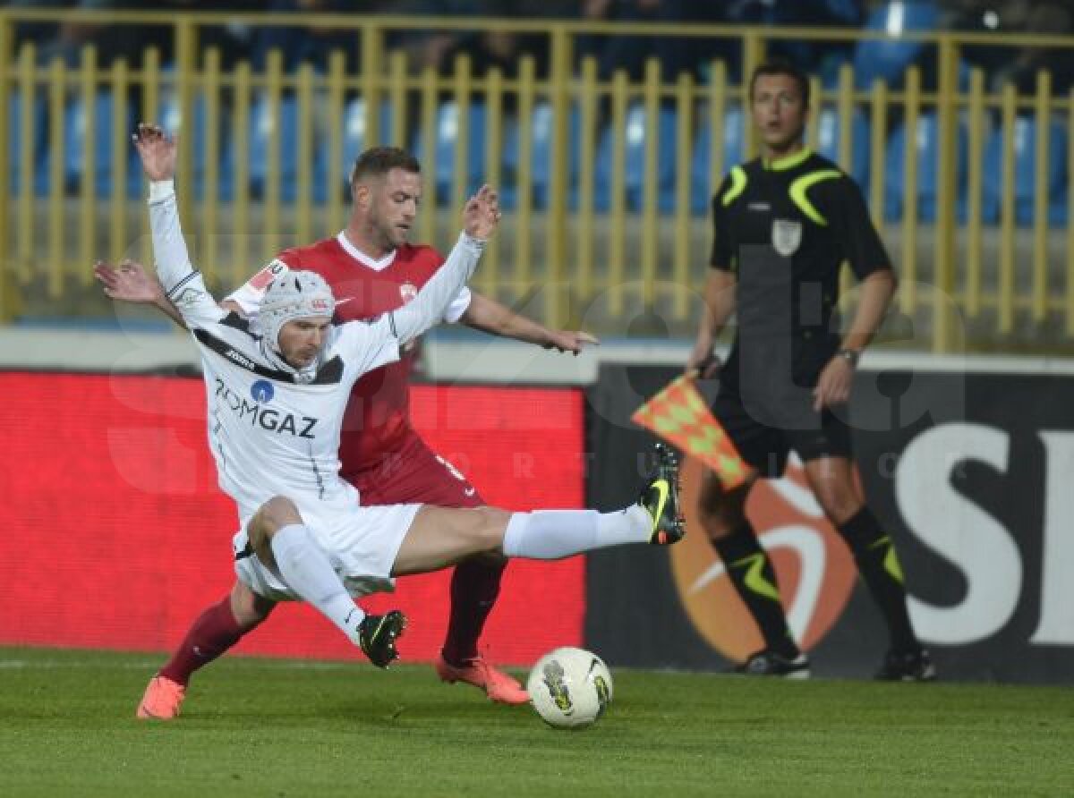 VIDEO + FOTO Blocaţi » Dinamo a obţinut doar o remiză la Mediaş, 1-1