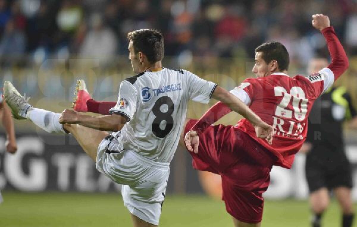 VIDEO + FOTO Blocaţi » Dinamo a obţinut doar o remiză la Mediaş, 1-1