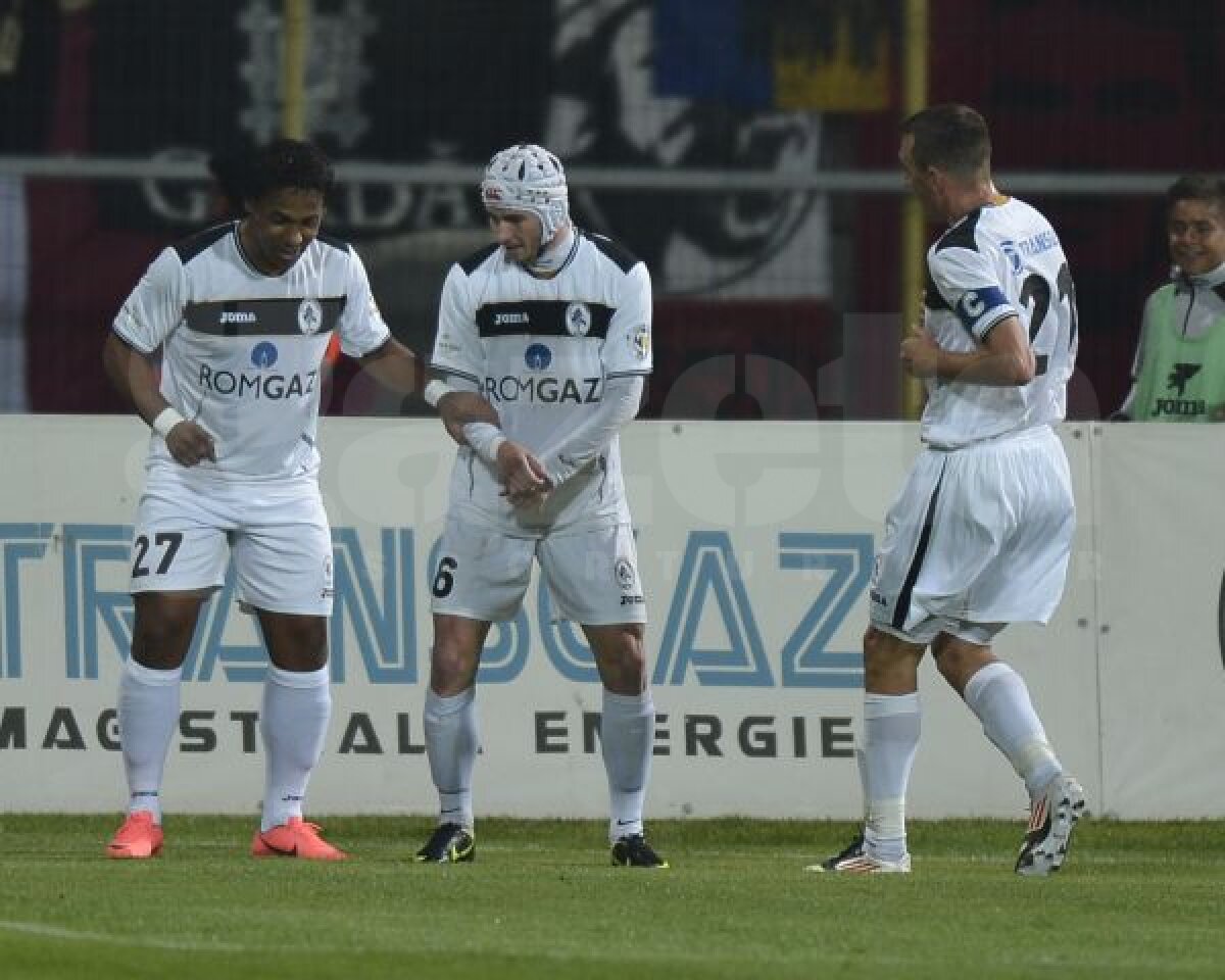 VIDEO + FOTO Blocaţi » Dinamo a obţinut doar o remiză la Mediaş, 1-1