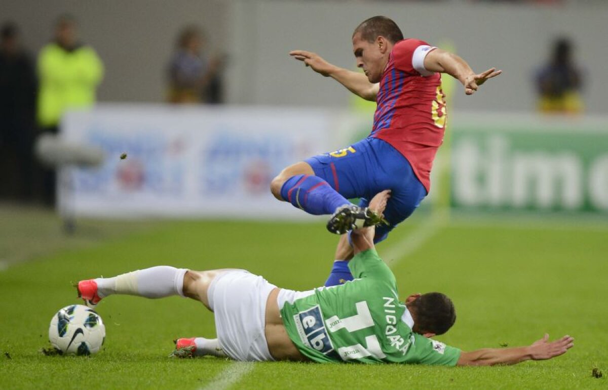 VIDEO&FOTO Roş-albaştrii continuă marşul spre titlu » Steaua - CFR Cluj 1-0