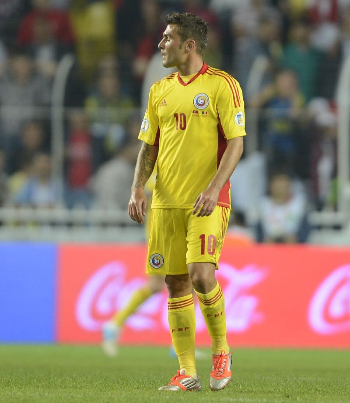 FOTO Prea "greu" pentru a fi titular :D » Mutu a şocat prin forma fizică în care e în acest moment